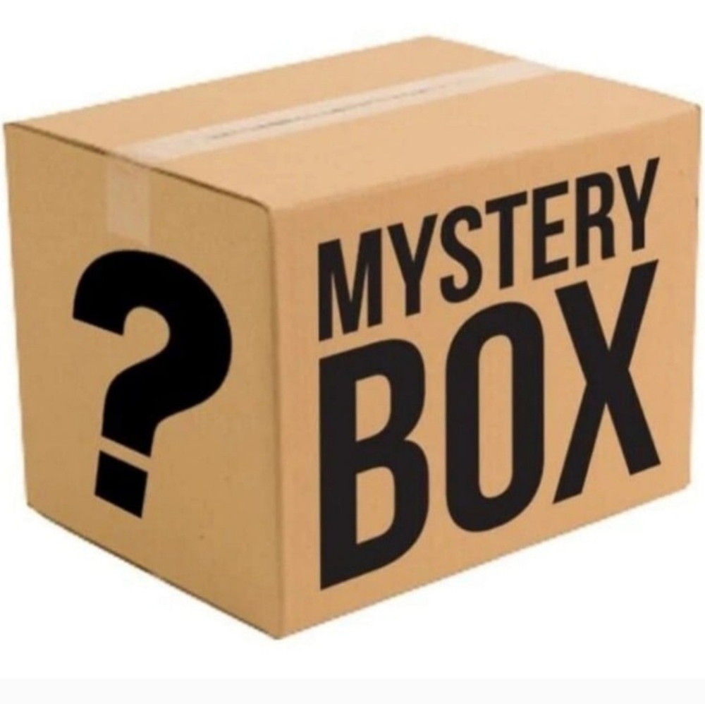 MAKEUP MYSTERY BOX